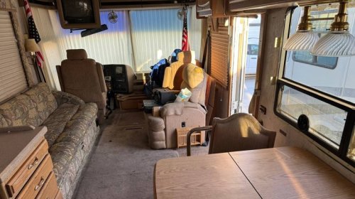At $7,500, Is This 1996 Winnebago Vectra Grand Tour A Pretty Big Deal?