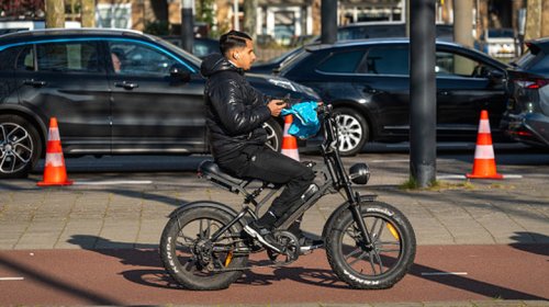 At What Age Is It Safe To Get Your Kid An Electric Bicycle? Here's What Experts Recommend