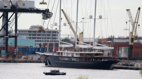 Bezos Is Ditching His Record-Breaking Mega Yacht Because Its Just Too Big