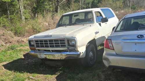 BMW 325i Wagon, Dodge Ramcharger, Police Tank: The Dopest Cars I Found For Sale Online
