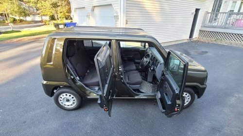 BMW 325i Wagon, Dodge Ramcharger, Police Tank: The Dopest Cars I Found For Sale Online