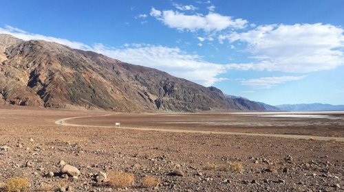 California's Lowest-Altitude Road Is In The Hottest Place On Earth