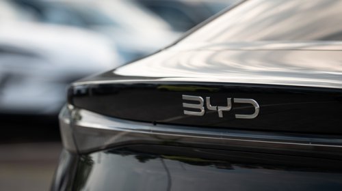 Canada May Cap Low-Tariff Imports Of Chinese Cars