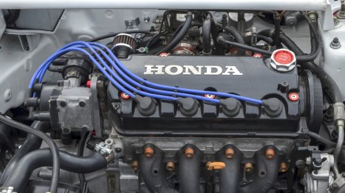 Diagnosing Whether Your Car Needs New Spark Plug Wires Vs. Ignition Coils