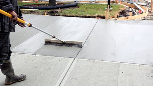 Don't Make These 5 Mistakes When Pouring Your Concrete Driveway