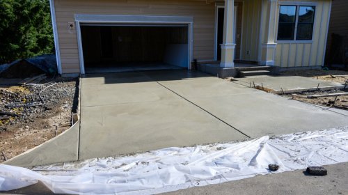 Don't Make These 5 Mistakes When Pouring Your Concrete Driveway