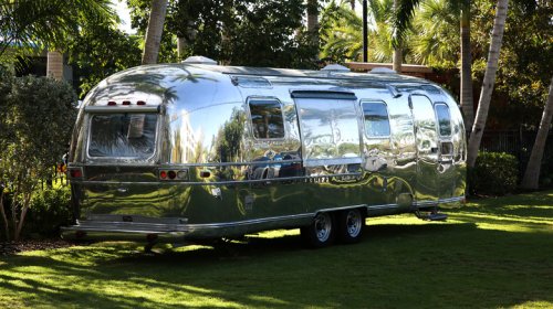 Elon Musk Doesn't 'Live' In An Airstream Trailer