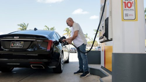 Elon Musk, Elon Musk Once Again Teases A Roadster That'll Never Come, But It Doesn't Matter Since Profits Are Up