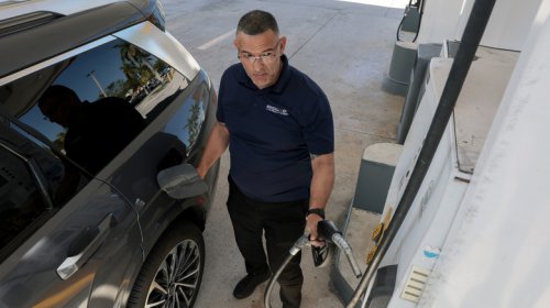 Ford CEO Loves Chinese Cars, Doesn't Want You To Have One