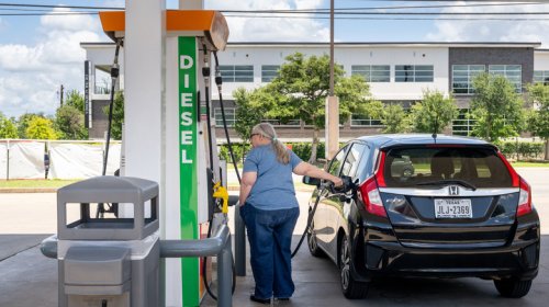 'Hybrids Are Having A Moment' As High Gas Prices Push Buyers Away From Gas Guzzlers
