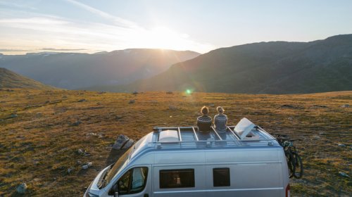 Here's What The 3-3-3 Road Trip Rule Means