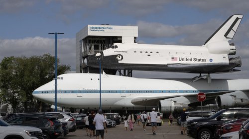 Houston's Created Its Own Problem: The Unnecessary Fight To Snatch Up The Discovery Space Shuttle Continues