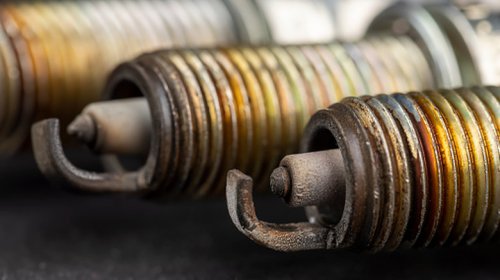 How (And When) To Use A Spark Plug Thread Chaser