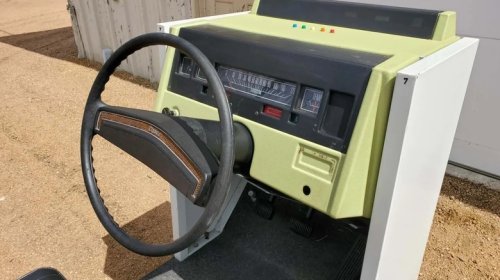 Learn To Drive Like It's The 1970s With This Aetna Drivotrainer Simulator