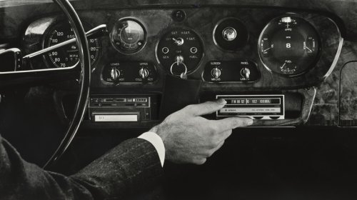 Radio Isn't Dead, Half Of In-Car Audio Time Is Still AM/FM Radio