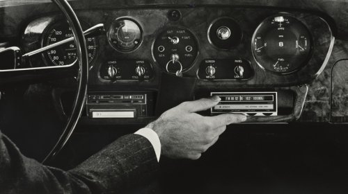 Radio Isn't Dead, Half Of In-Car Audio Time Is Still AM/FM Radio
