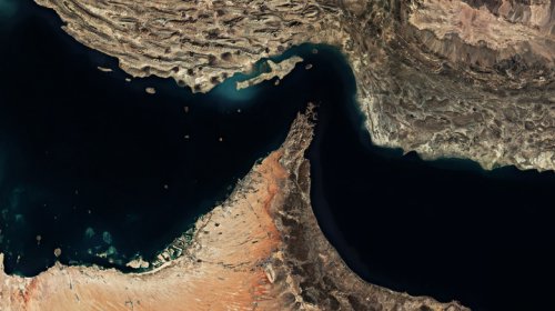The U.S. Is Smuggling Oil Past Iran
