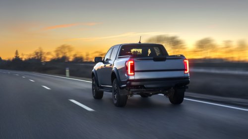 The Most Common Causes Of Tire Blowouts Are Why You Shouldn't Sleep On Proper Pressure