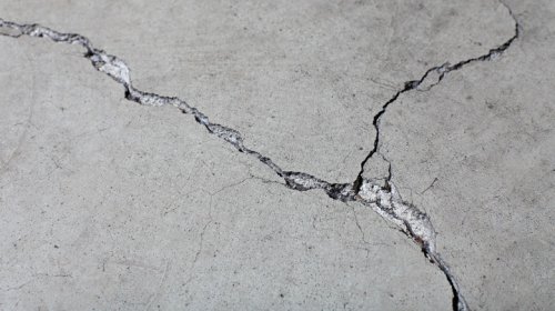 The Pros And Cons Of Sealing Your Concrete Garage Floor
