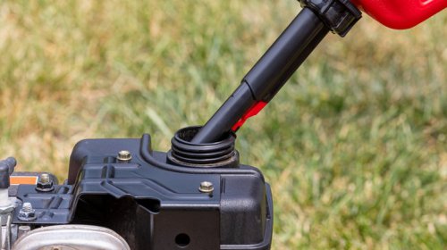 These 5 Lawnmower Checks Will Ensure Your Little Engine Can Cut It This Summer