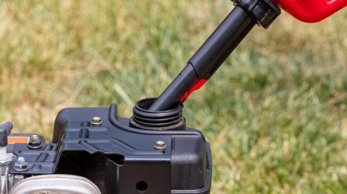 These 5 Lawnmower Checks Will Ensure Your Little Engine Can Cut It This Summer