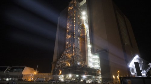 This Building Used To House Saturn V Rockets For Moon Missions, Now Mars Is The Target