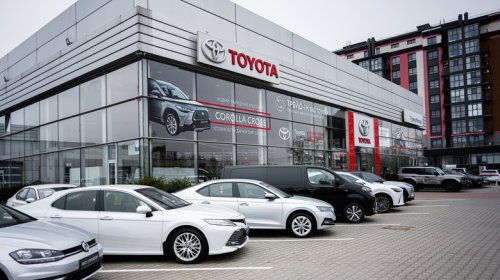 Toyota Is Advertising Its Cars To AI