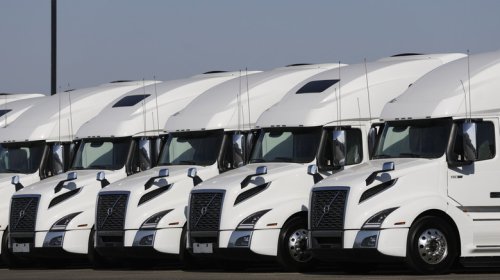Toyota Partners With Volvo Group And Daimler Trucks To Keep Trying To Make Hydrogen Work