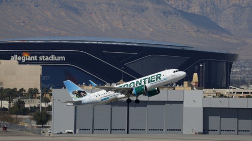 Trump Set To Hand $500 Million Bailout Loan To Spirit Airlines