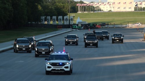 Trump's Motorcade Driving Across The Lincoln Memorial Reflecting Pool May Have Contributed To Damage