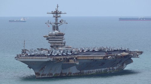 Lincoln, USS Abraham Lincoln Pulls Into Thailand A Rusty Mess After 286 Days At Sea