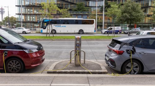 War On Iran Sends More Buyers To EVs As Gas Prices Rise