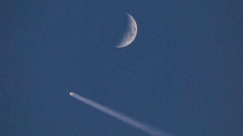 We're Launching So Much Stuff At The Moon That We're Littering It With Space Junk Now