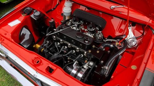 What To Know About Daily Driving A Car From The '70s
