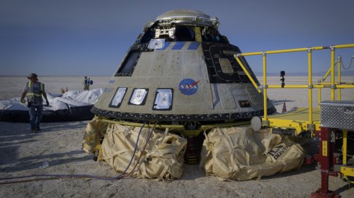 Why Americans Land Spacecraft In The Ocean While The Russians Go For Solid Ground