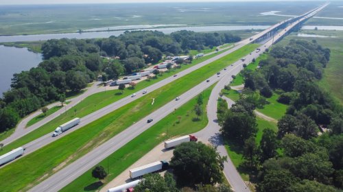 Why Interstate Highway Rest Areas Have Vending Machines Instead Of Restaurants