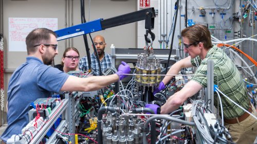 Why NASA Is Going With Fuel Cells Instead Of Batteries For Energy Storage On The Moon