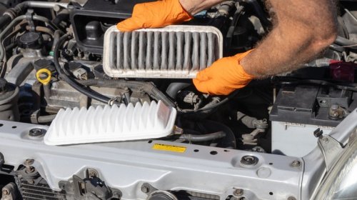 Why Replacing The Air Filter In Modern Cars Improves Performance But Not Fuel Economy