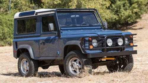 Land Rover, Land Rover Defender 90, Rover, 1997 Land Rover Defender 90 For Sale With 45,000 Miles Has Had Just One Owner: Kim Basinger