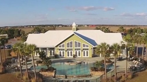 10 Of America's Most Luxurious RV Parks With Top-Tier Amenities