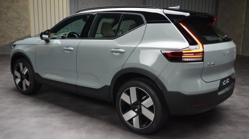 Volvo, Volvo XC40, 2028 Volvo XC40 Refresh Is Slightly More Chiseled, Charming, And Smarter Inside
