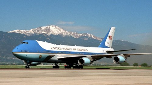 5 Facts About Air Force One That We Swear We Didn't Make Up
