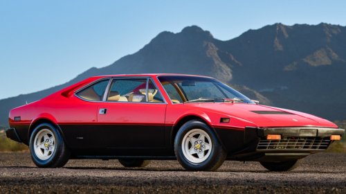 8 Ostentatious Cars That Defined The Wedge-Shape Era