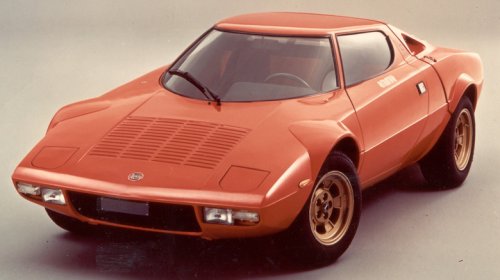 8 Ostentatious Cars That Defined The Wedge-Shape Era