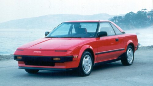 8 Ostentatious Cars That Defined The Wedge-Shape Era