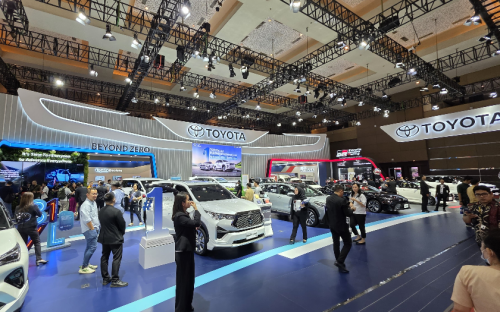 Toyota, Toyota Innova, Harga Toyota Ada Penyesuaian per Mei 2026, Innova Zenix Estimasi Naik Rp 200-700 Ribu