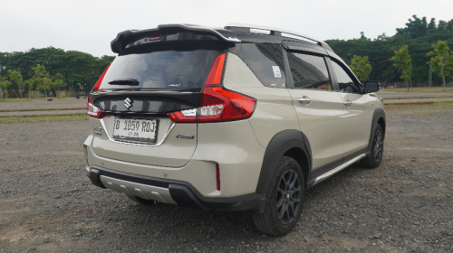 Baru Tahu Gara-Gara Ini Suzuki XL7 dan New Carry Laris Manis Jualannya