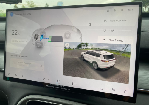 Duel SUV Hybrid, Toyota Innova Zenix Hybrid vs Chery Tiggo 8 CSH, Mana Lebih Unggul?