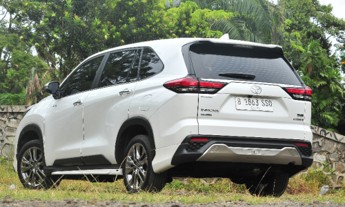 Daftar Lengkap Harga Mobil Toyota Mei 2026, Innova Zenix dan Vios Hybrid Naik