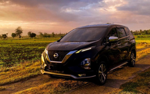 Nissan Livina, Nissan, Pemilik Grand Livina Merapat, Nissan Indonesia Kasih Gratis 2 Liter Oli dan 25 Persen Diskon Jasa, Catat Cara dan Tanggalnya Nih!